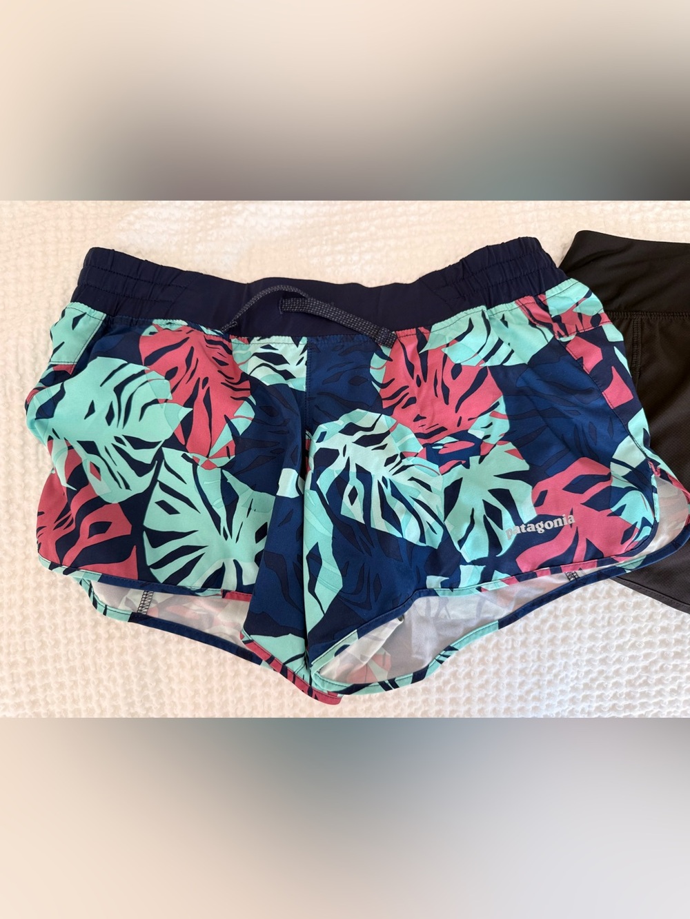 Patagonia Navy Shorts with Teal & Coral Tropical Leaf Print (Nine Trails 4”)